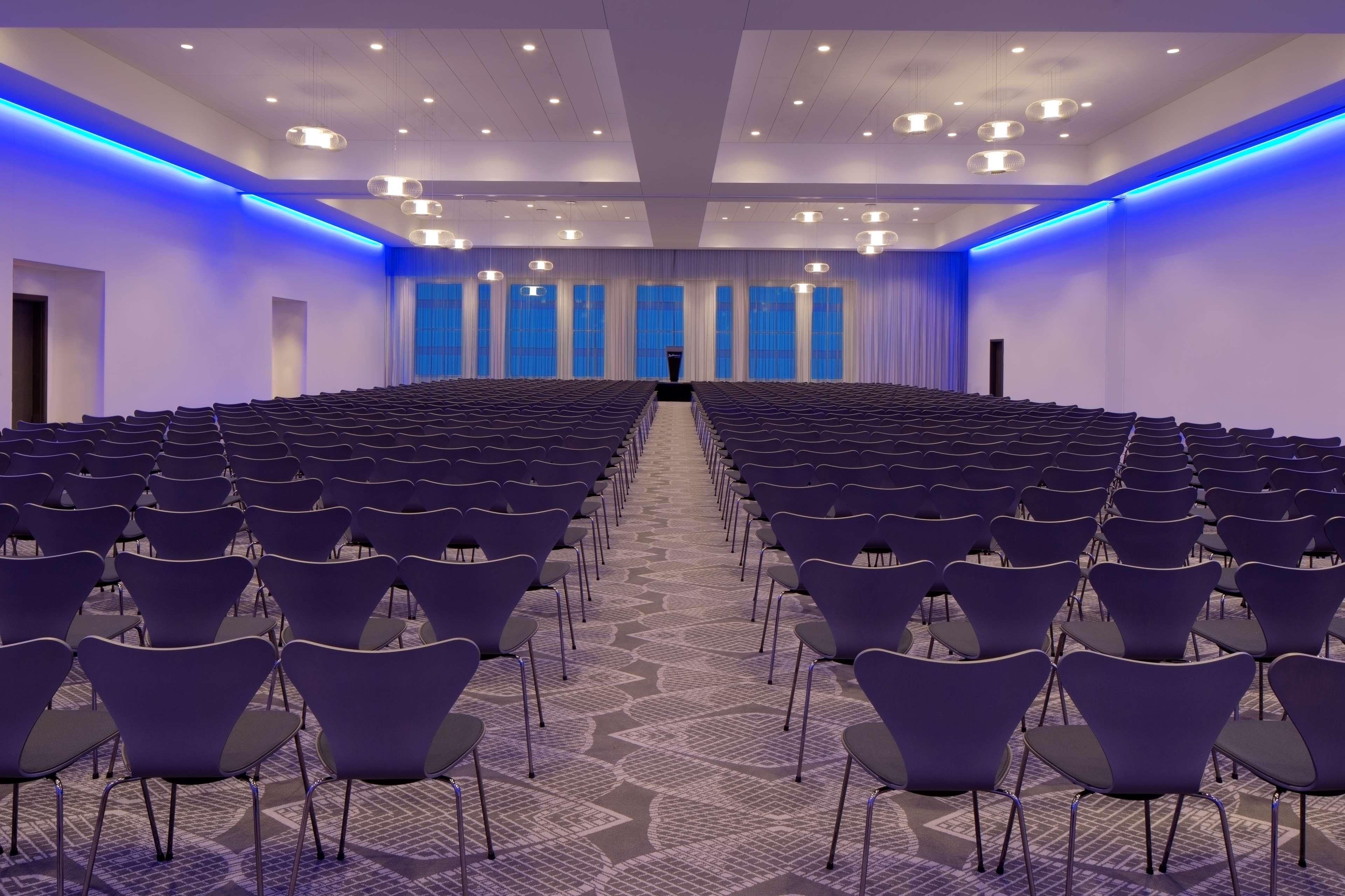 בלומינגטון Radisson Blu Mall Of America עסק תמונה